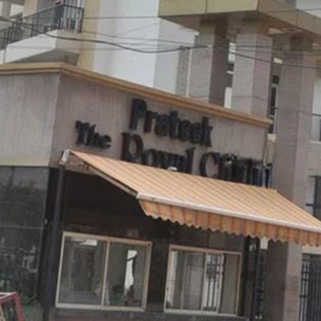 prateek royal cliff crossing republik