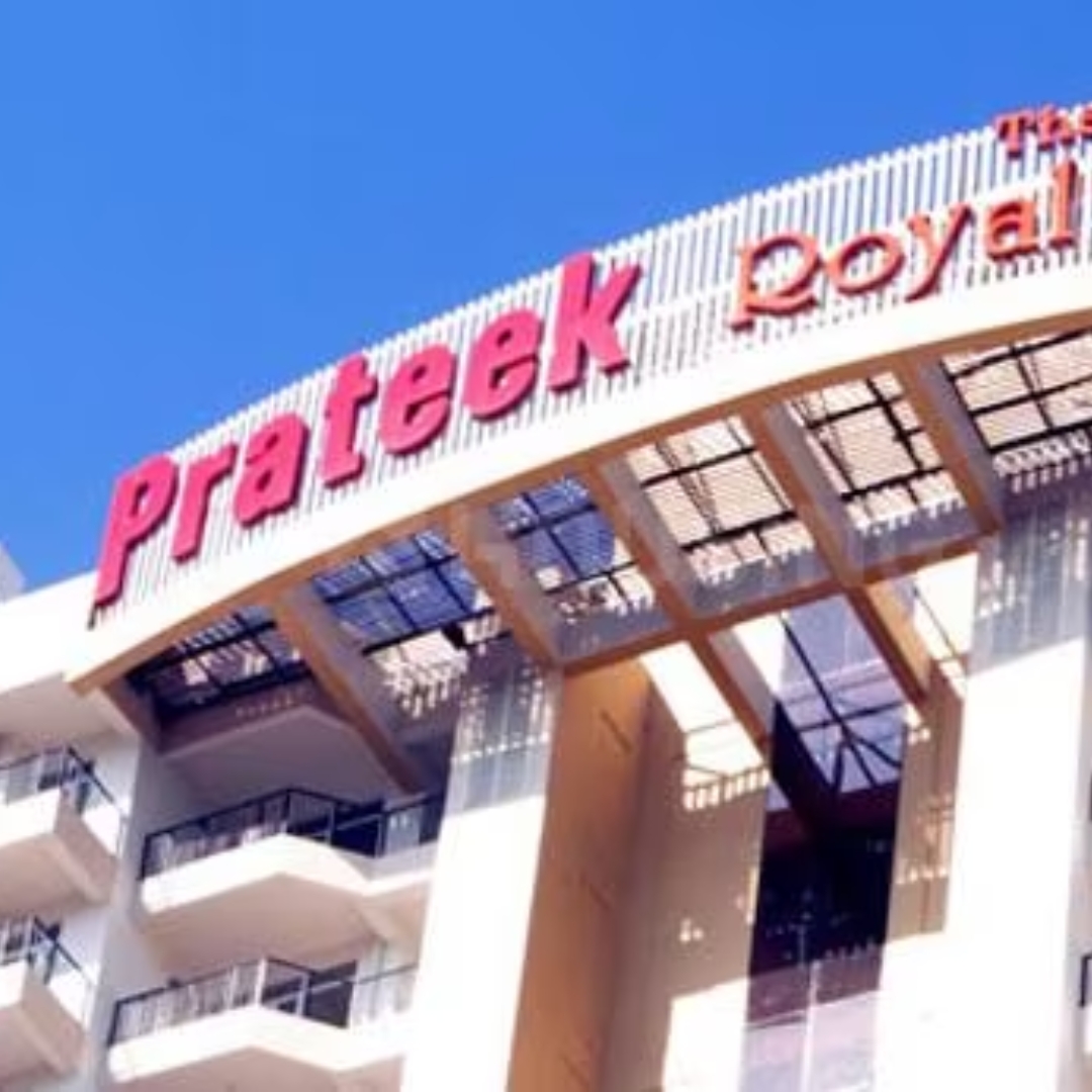 Prateek Royal Cliff Crossing Republik
