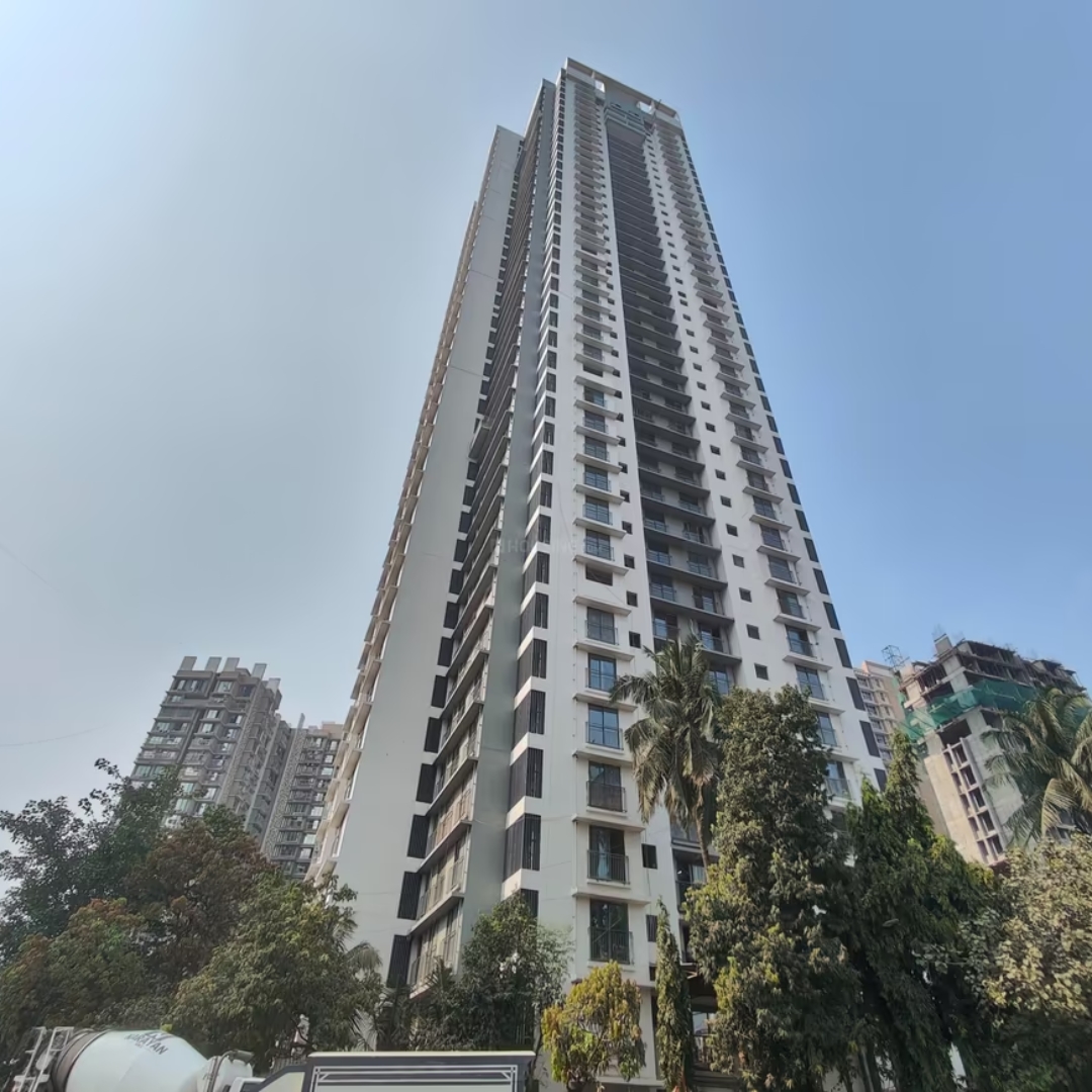 Rustomjee Summit
