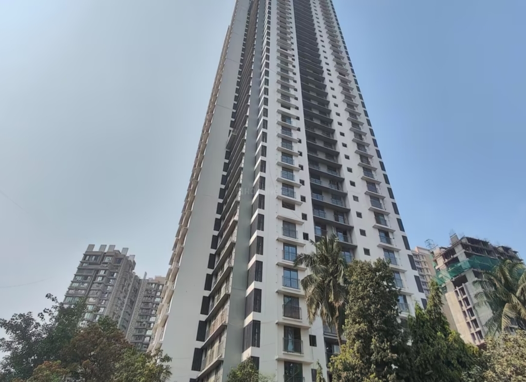 Rustomjee Summit 3BHK