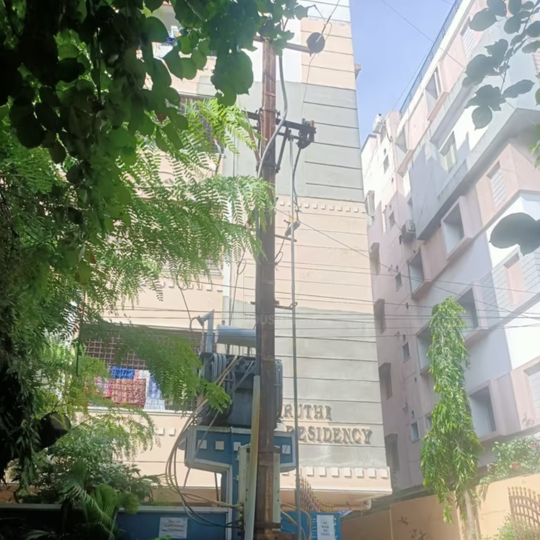 Maruthi Plaza Apartment